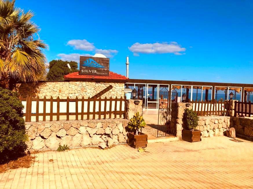 Queen Aphrodite Hotel Karpasa Экстерьер фото